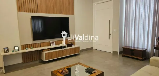 Casa com 3 Quartos à venda, 256m² no Alto da Boa Vista, Brasília