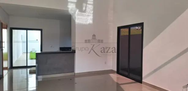 Casa de Condomínio com 4 Quartos para alugar, 150m² no Condomínio Terras do Vale, Caçapava