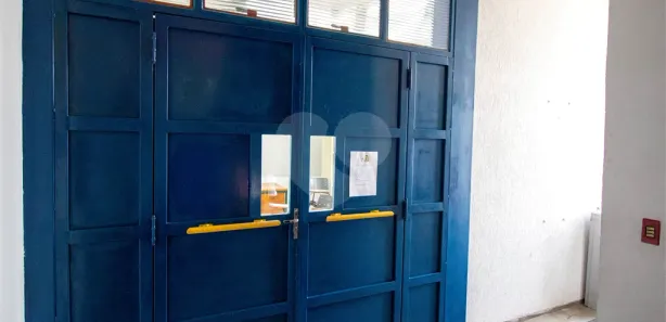 Sala Comercial para alugar, 24m² no Centro, São Roque