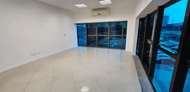 Sala Comercial para alugar, 160m² no Barra Olímpica, Rio de Janeiro