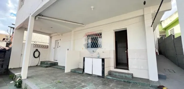 Casa com 2 Quartos para alugar, 70m² no Cinquentenário, Belo Horizonte
