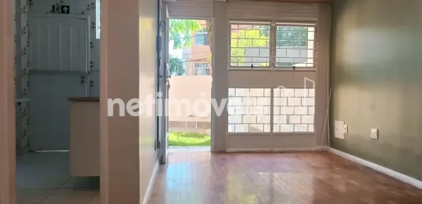 Casa com 2 Quartos para alugar, 100m² no Santo Antônio, Belo Horizonte