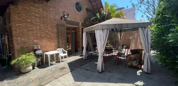 Casa com 6 Quartos à venda, 270m² no São José, Belo Horizonte