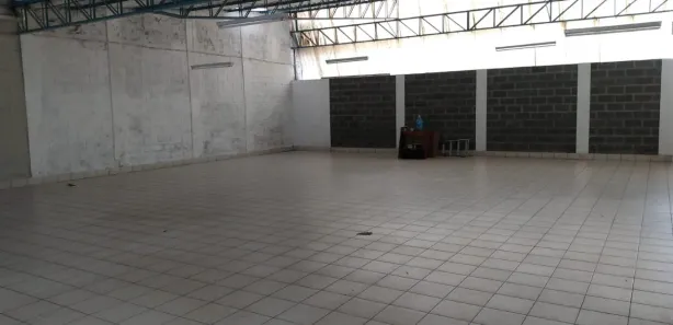 Ponto Comercial à venda, 412m² no Vila Santa Terezinha, Várzea Paulista