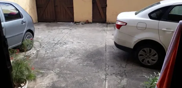 Casa com 2 Quartos para alugar, 110m² no Tororó, Salvador