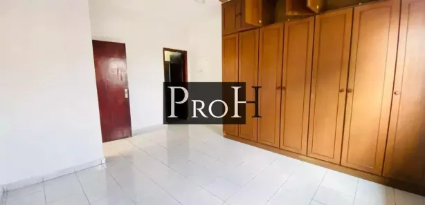 Sobrado com 3 Quartos para alugar, 256m² no Piraporinha, Diadema