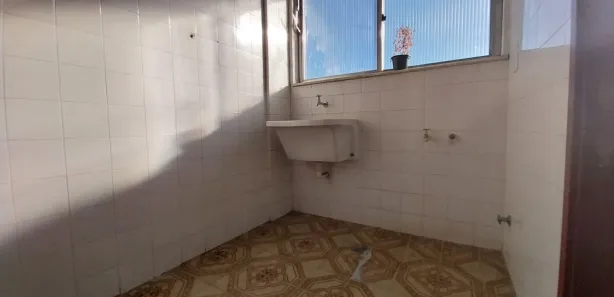 Apartamento com 3 Quartos para alugar, 56m² no Campo Grande, Rio de Janeiro