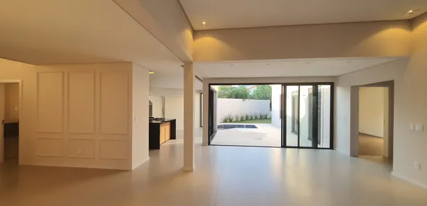 Casa de Condomínio com 4 Quartos para venda ou aluguel, 250m² no Caminho Novo, Tremembé