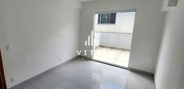 Apartamento com 2 Quartos para alugar, 75m² no Nogueira, Petrópolis