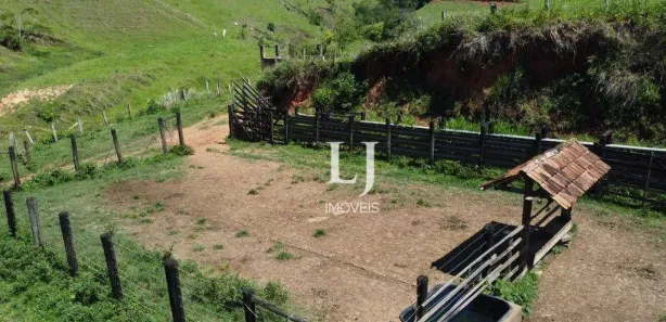 Fazenda/Sítio à venda, 879m² no Pedro do Rio, Petrópolis