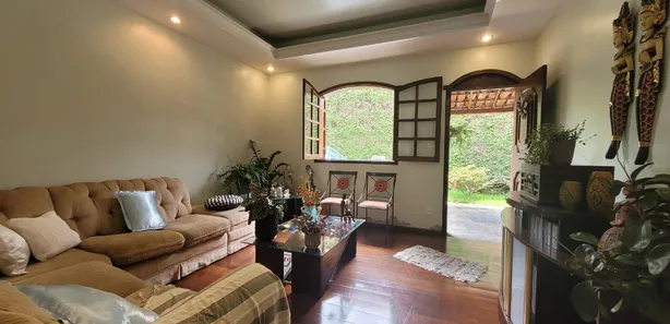 Casa com 4 Quartos à venda, 203m² no Jardim Montanhês, Belo Horizonte
