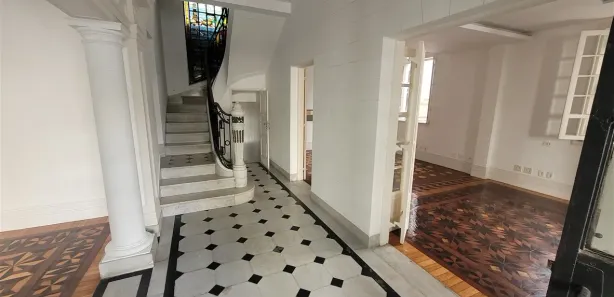Imóvel Comercial com 6 Quartos para alugar, 402m² no Urca, Rio de Janeiro