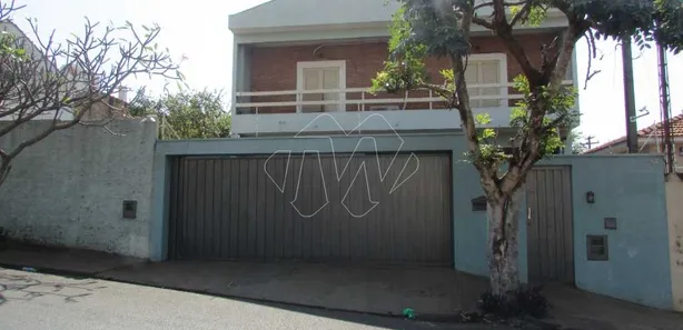 Casa com 4 Quartos à venda, 231m² no Centro, Araraquara