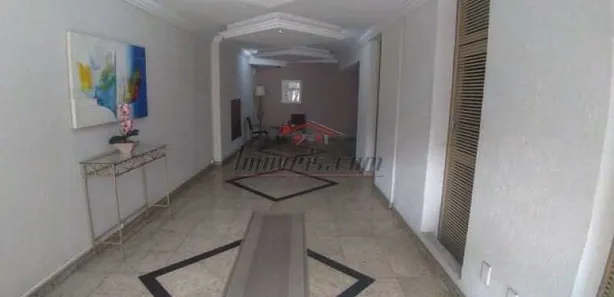 Apartamento com 3 Quartos para alugar, 62m² no Tanque, Rio de Janeiro