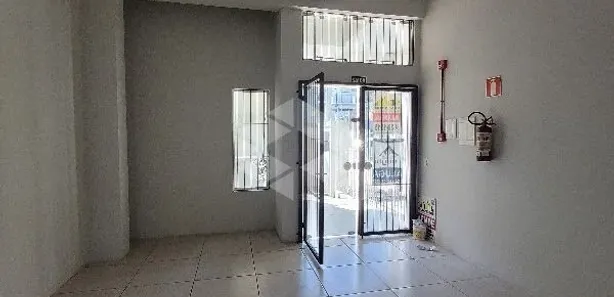 Ponto Comercial para alugar, 112m² no Vinhedos, Caxias do Sul