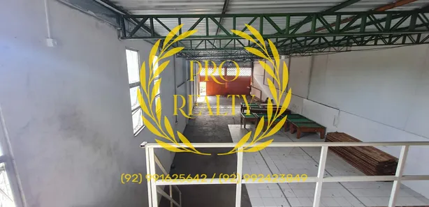 Galpão/Depósito/Armazém com 3 Quartos para venda ou aluguel, 540m² no Santo Antônio, Manaus