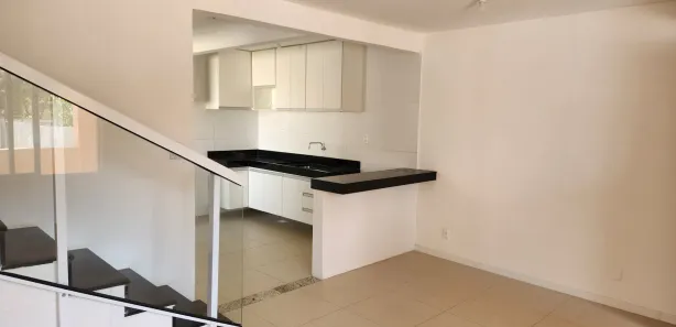 Casa de Condomínio com 4 Quartos para alugar, 144m² no Stella Maris, Salvador