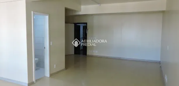 Sala Comercial à venda, 50m² no Madureira, Caxias do Sul