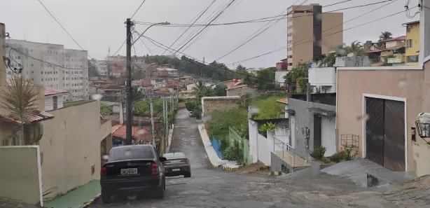 Lote/Terreno à venda, 330m² no Jardim Placaford, Salvador