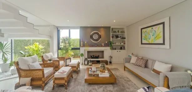 Casa de Condomínio com 3 Quartos para venda ou aluguel, 500m² no Jacaré, Cabreúva