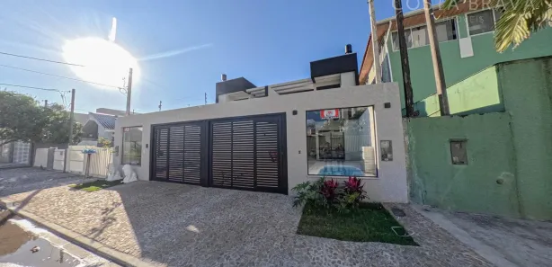 Sobrado com 4 Quartos à venda, 175m² no Marajo, Matinhos