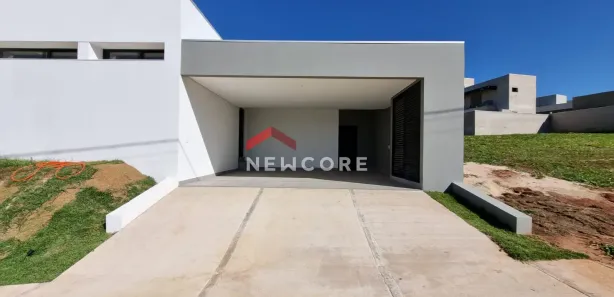 Casa de Condomínio com 3 Quartos à venda, 214m² no Residencial Villa de León, Piratininga