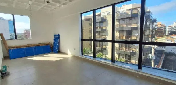 Sala Comercial para alugar, 30m² no Centro, Cabo Frio