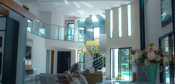 Casa de Condomínio com 5 Quartos para venda ou aluguel, 550m² no Reneville, Mairinque