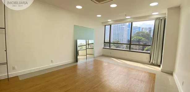 Sala Comercial à venda, 36m² no Adrianópolis, Manaus
