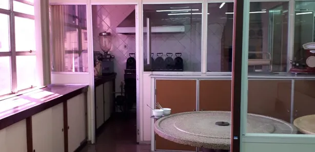 Sala Comercial à venda, 140m² no Centro, Santos
