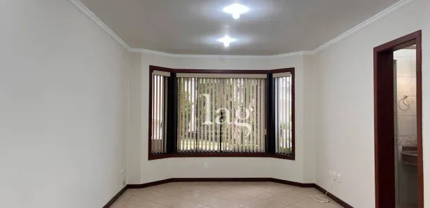 Casa de Condomínio com 3 Quartos para alugar, 164m² no Granja Olga III, Sorocaba