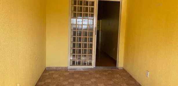 Casa com 2 Quartos à venda, 250m² no Santa Maria, Brasília