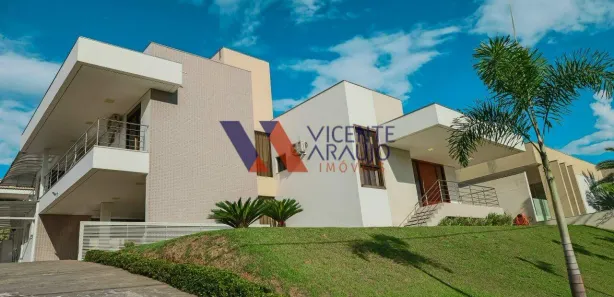 Casa com 4 Quartos à venda, 350m² no Casa Amarela, Betim