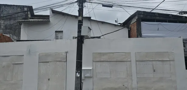 Galpão/Depósito/Armazém para alugar, 130m² no Paripe, Salvador