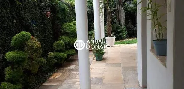 Casa com 5 Quartos à venda, 342m² no São Lucas, Belo Horizonte