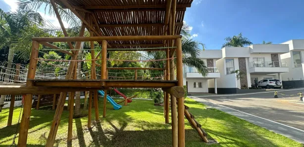 Casa de Condomínio com 3 Quartos para alugar, 200m² no Sítios Santa Luzia, Aparecida de Goiânia