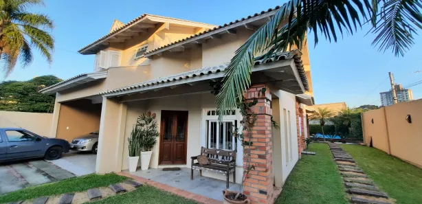 Sobrado com 3 Quartos à venda, 365m² no Centro, Guaíba
