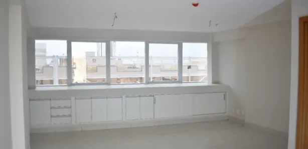 Sala Comercial à venda, 33m² no Areal, Brasília