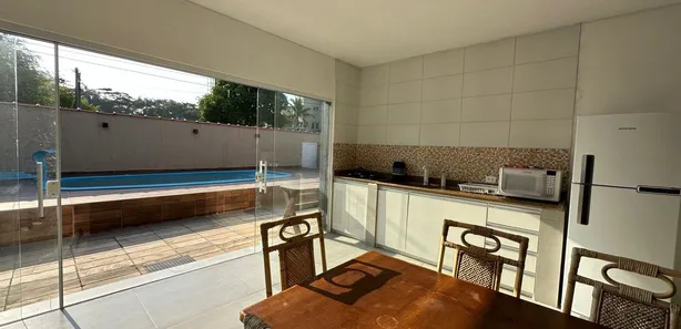 Casa com 5 Quartos à venda, 300m² no Balneário Praia do Pernambuco, Guarujá