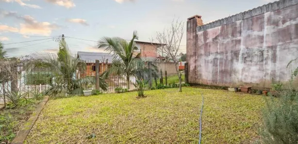 Sobrado com 3 Quartos à venda, 200m² no Jardim do Bosque, Cachoeirinha