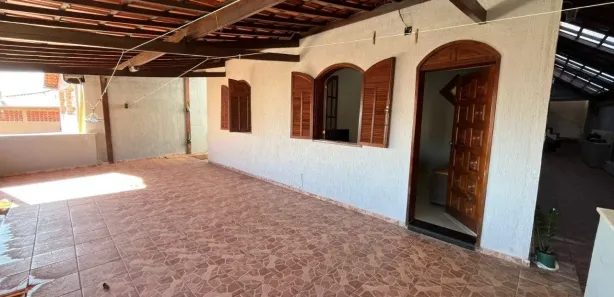 Casa com 3 Quartos para venda ou aluguel, 405m² no Estrela do Oriente, Belo Horizonte
