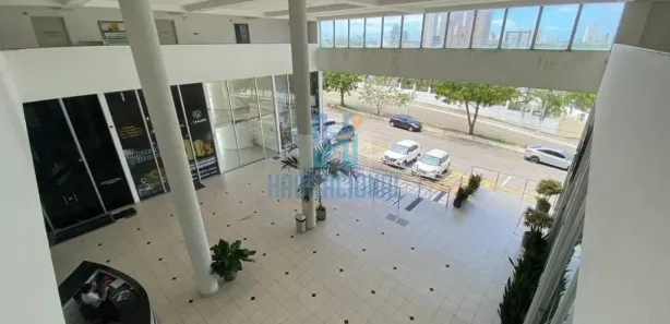 Ponto Comercial para alugar, 45m² no Candelária, Natal