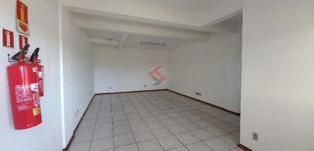 Sala Comercial para alugar, 46m² no Mathias Velho, Canoas