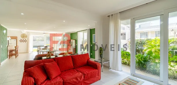 Sobrado com 5 Quartos para alugar, 250m² no Canto Grande, Bombinhas