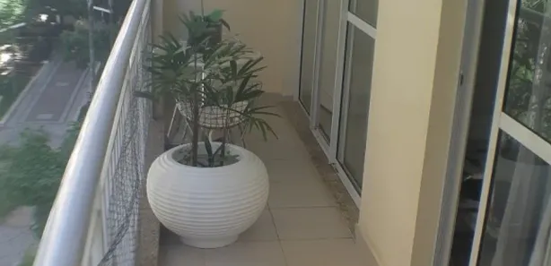 Apartamento com 3 Quartos para alugar, 84m² no Catete, Rio de Janeiro
