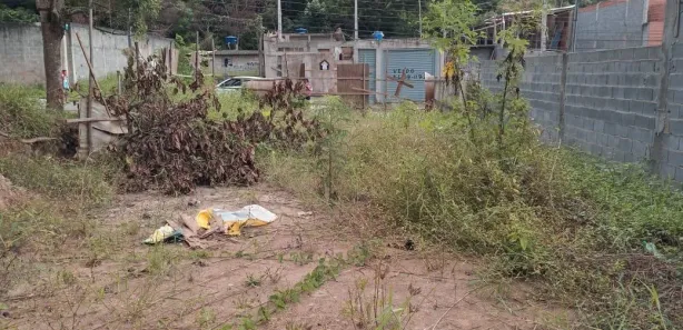 Lote/Terreno à venda, 250m² no Jardim Marcelo, Itaquaquecetuba