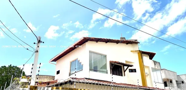 Sobrado com 4 Quartos à venda, 325m² no Capim Macio, Natal