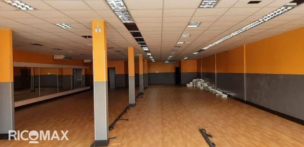 Ponto Comercial para alugar, 780m² no Resgate, Salvador