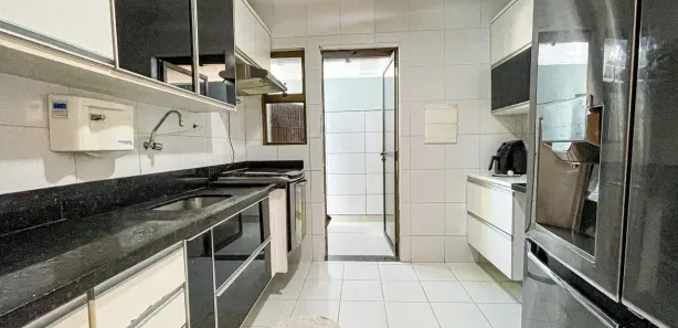 Casa de Condomínio com 5 Quartos para alugar, 380m² no Boa União (Abrantes), Camaçari