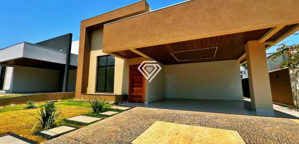 Casa de Condomínio com 3 Quartos à venda, 210m² no Plano Diretor Sul, Palmas